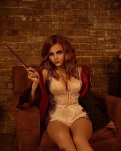 Kalinka Fox (Hermione Cosplay Full Set) 500714