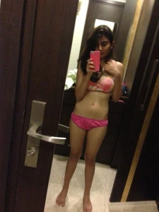 Indian girlfriend full sexy nudes big collection  604392