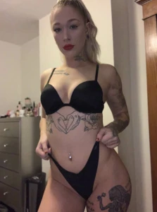 Blonde Tattooed slut Makayla. 611002