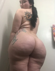 PAWG sexy girlfriend leaked fat ass.  Look at other uploads  627292