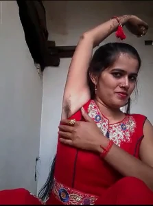 Desi girl showing boobs pussy armpits 644887