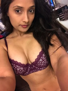 Indian Aunty Nudes with 2 Videos