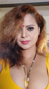 Indian Aunty Hot Pics