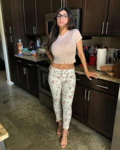 Mia Khalifa MusIim Pornstar 701997