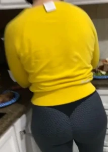 mommys big ass 802970