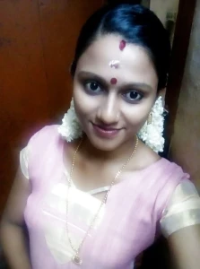 Cute Tamil Aunty 891412