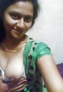 Cute Tamil Aunty 891422