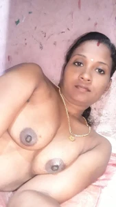 Tamil MILF Aunty