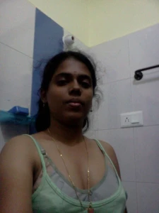 Tamil Keerthana 895730