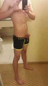 Twink cumming on the mirror 911116