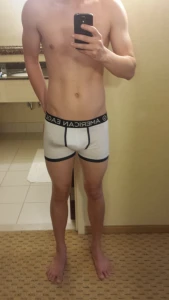 Twink cumming on the mirror 911123