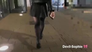 Pissing Collection - Devil Sophie 932267