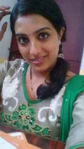 Mallu Beauty 01 1018159