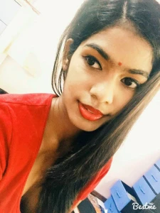 Dusky Lankan Tamil Beauty 1138604