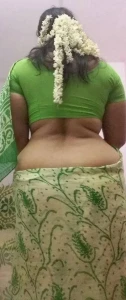 Horny Tamil MILF 01 1138618