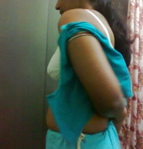 Horny Tamil MILF 02 1304168