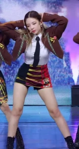 It&#039;s That Time For Us To Go Ahead And Go &quot;Loco&quot; for Lia&#039;s Sexy Thighs 1488839