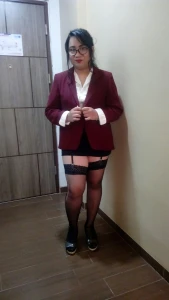 The Hottest Secretary - Viona Blue 1563572