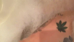 short vids of LustyLexy_ AKA LexBubble420 1678383