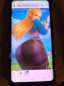 Covering Zelda's ass