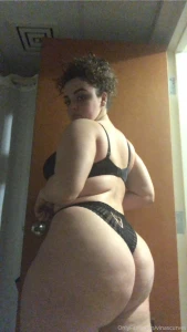 VinasCurves 1806994