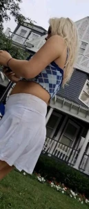 Sexy blonde (creep shot) 1826878