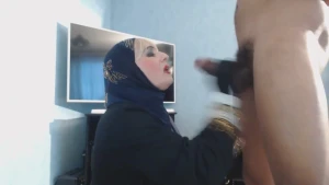 Mature muslim trans cd receive huge multiple cumshot from arab dick 