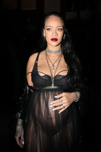 Rihanna The Baddest Bitch 1960699