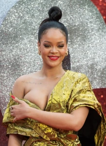 Rihanna nipples and tits 1965865