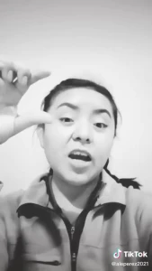 TIKTOK SPH - Subtitled Spanish Big Forehead 02 2010099