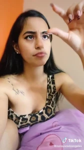 TIKTOK SPH - Subtitled Spanish Big Forehead 02 2010106