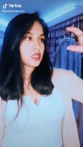 TIKTOK SPH - Subtitled Spanish Big Forehead 02 2010107