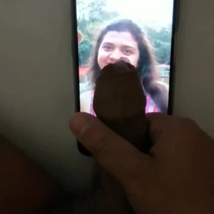 Nishtha bhabhi cum on lips