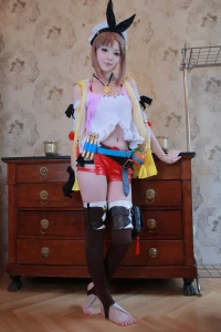 Atelier Ryza cosplay goes topless with big boobies 2244416