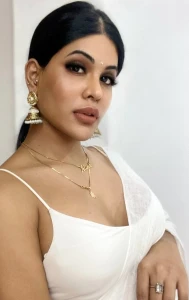 Indian shemale Alina Rai 2319168