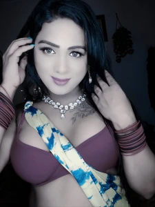 Cute Indian Shemales 2320307