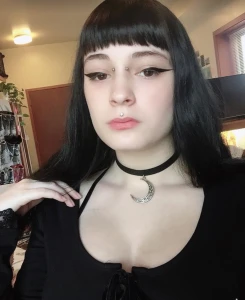 Big Titty Goth Girl 19 2602173