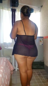 Curvy Mexican Wife 2643270