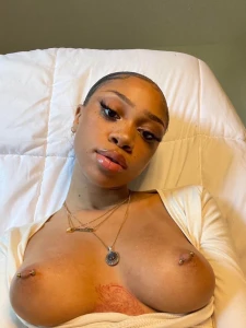 Ebony Tits 2667108