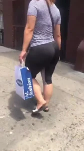 Thick Puerto Rican Milf Walking Home