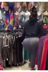 Dominican Booty Shopping