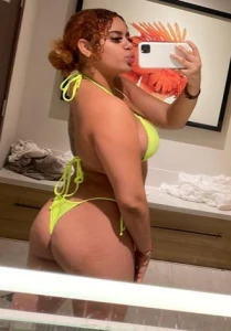 Dominican girl with a phat ass and big tits 2825696