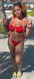 Dominican girl with a phat ass and big tits 2825700