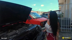 Inked Big Titty MILF Fucks To Pay To Get Her Car Fixed