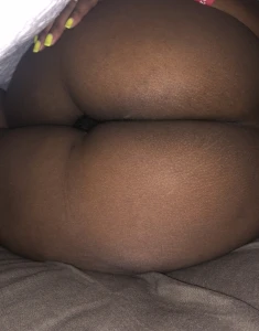 Cuckold- pyt Thick ebony wife needs a fat cock for her fat ass kik:blizdeez