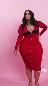 Tiktok curvy 2910489