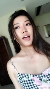 Stunning asian exposed 🔥🔥🔥🔥🔥