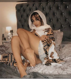 Arab/Paki Muslim Hijabi leaked 3001696