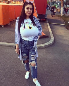 Huge Boobs Romanian Teen Rebecc@ A 3029704