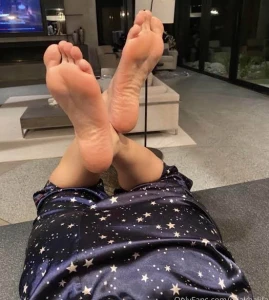 Mia Khlifa Feet 3221179